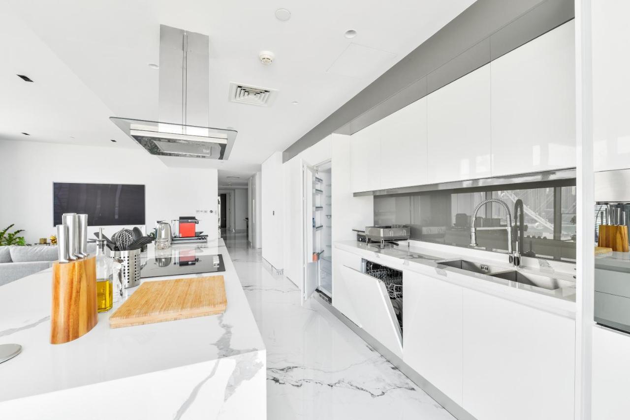 Luxurious 3 Bedroom W Maidroom In Bluewaters Island Dubaj Kültér fotó